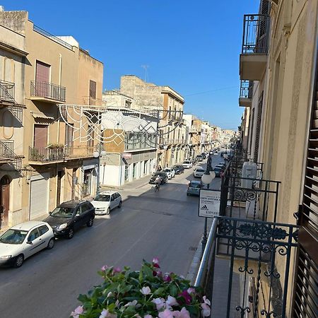 Bon Bon Apartment 马扎拉德尔瓦洛 外观 照片