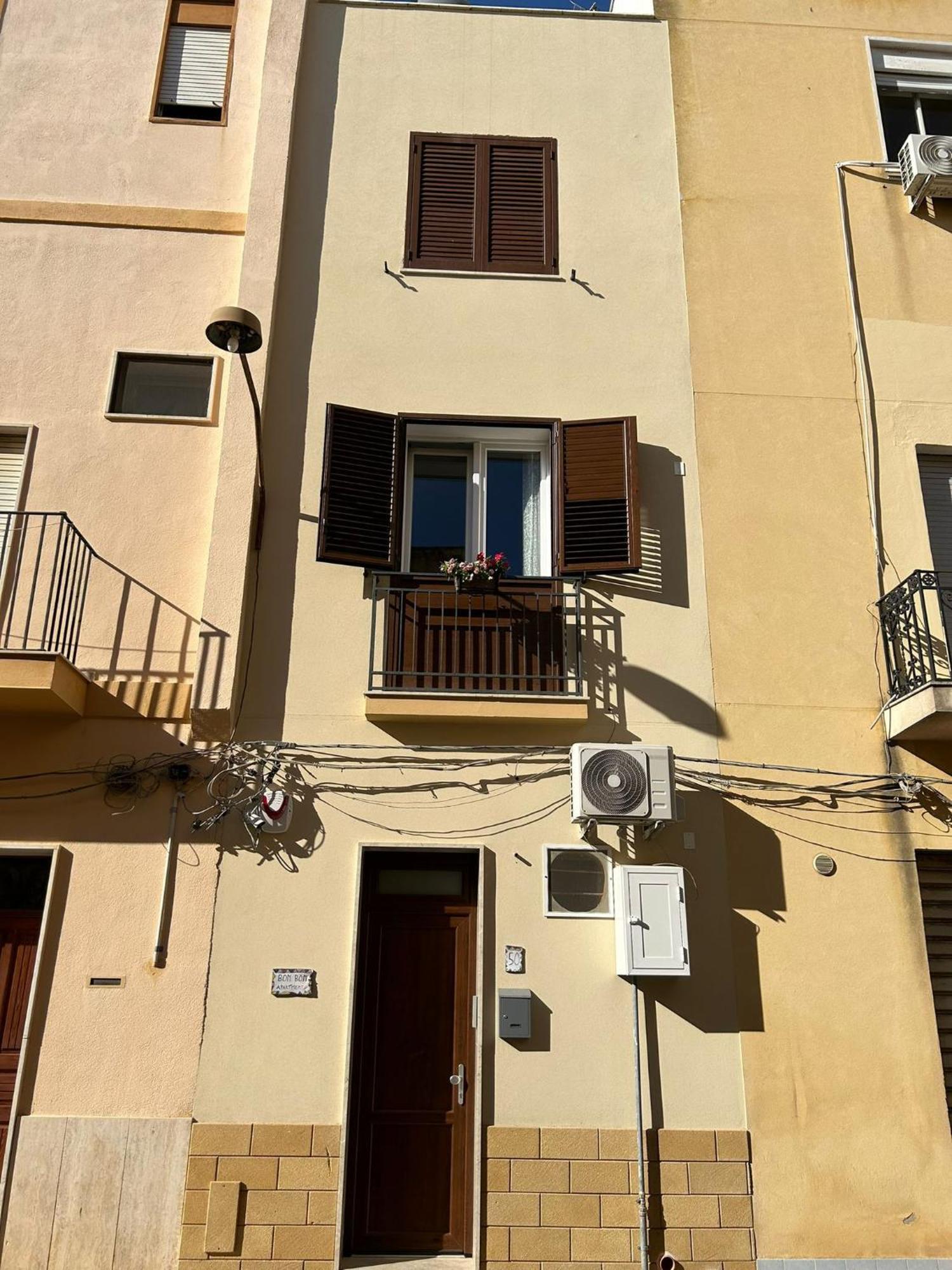 Bon Bon Apartment 马扎拉德尔瓦洛 外观 照片